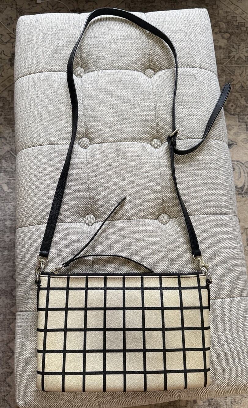 FOSSIL Crossbody Shoulder Bag Coated Canvas Purse Cream Brown Key Hook